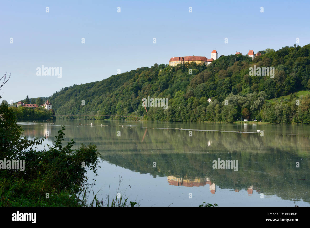 Schloss Neuburg am Inn, Hängebrücke, Neuburg am Inn, Niederbayern, Oberbayern, Bayern, Bayern, Deutschland Stockfoto