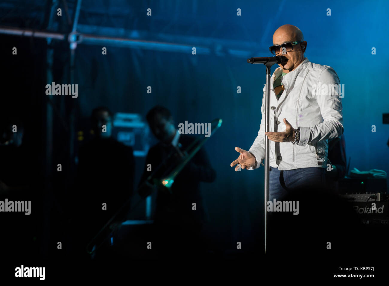 Viana do Castelo, Portugal, 15. September 2017: Künstler Pedro Abrunhosa in die Teilnahme an dem Festival Viana Bate Forte, die in Viana nahm. Stockfoto