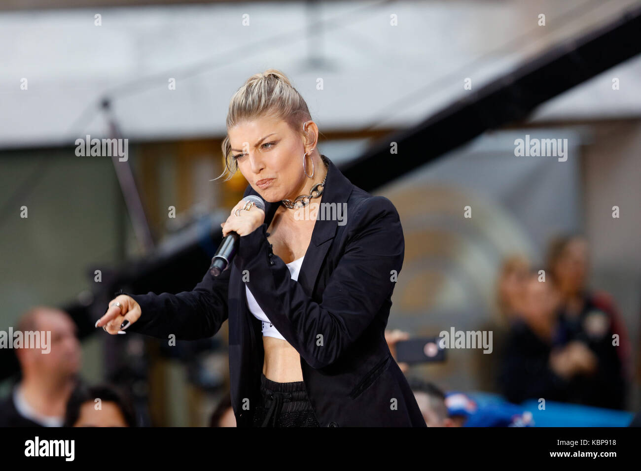 Fergie The Dutchess fördert Ihr neues Album 'doppelte' mit einer Leistung auf der Today Show von NBC auf 9/22/17. Stockfoto