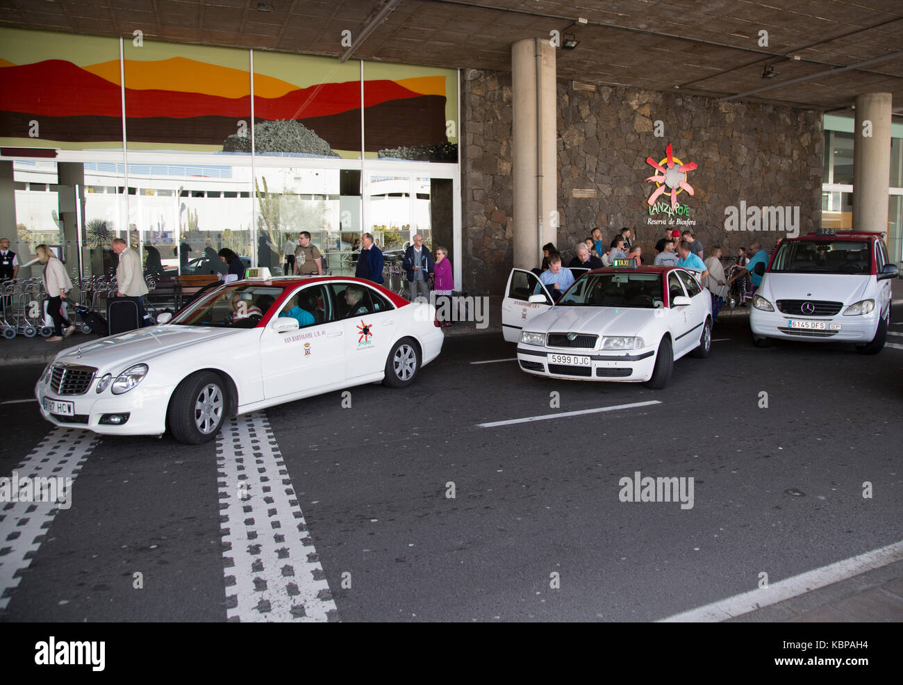 Public Car Park Flughafen Lanzarote www.alamy.de