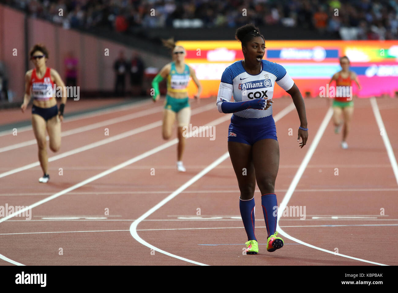 Kadeena COX Großbritannien gewinnt Gold in 400 m der Frauen T38 Finale auf der Welt Para Meisterschaften in London 2017 Stockfoto