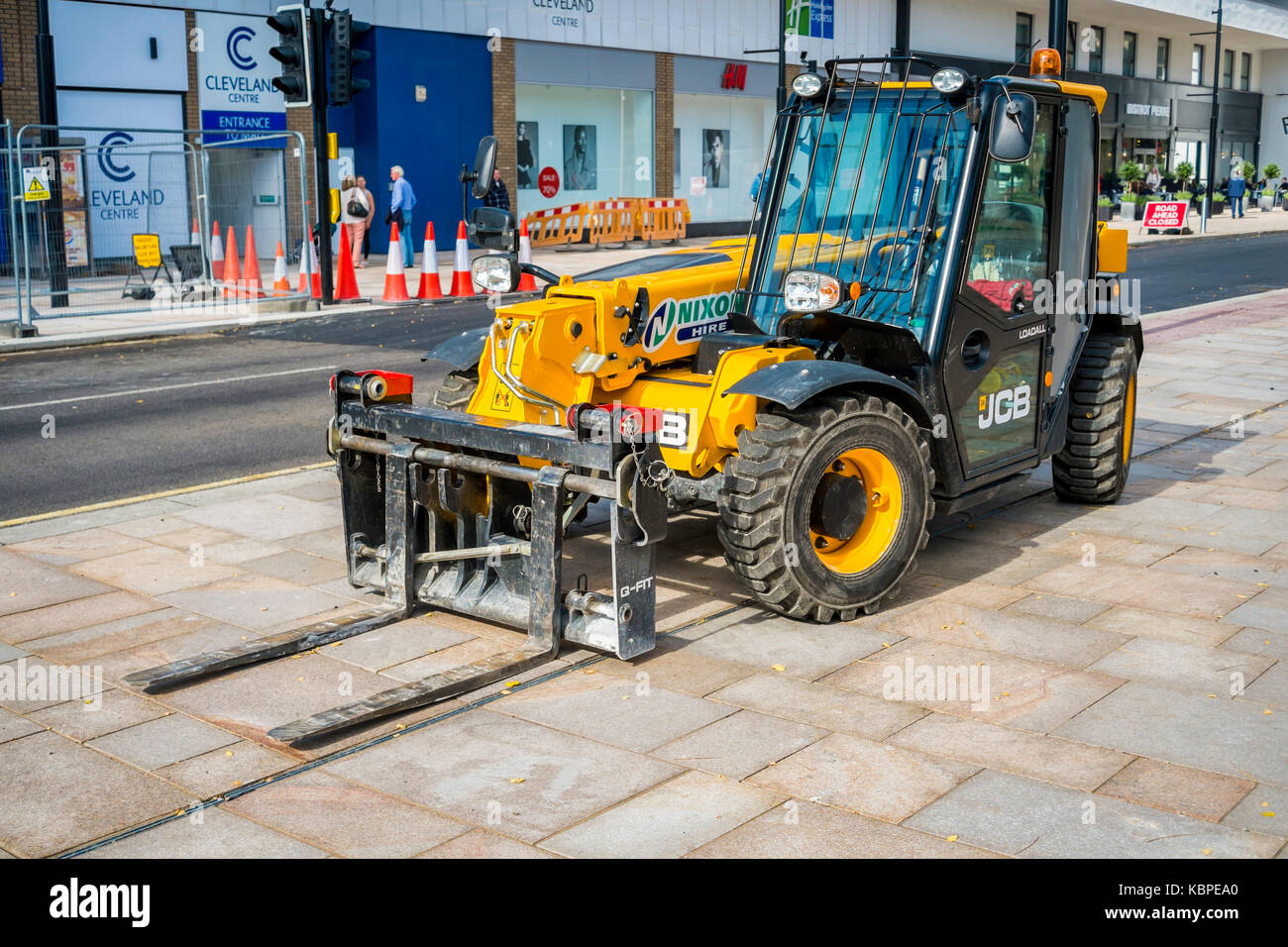 Ein Typ 5 Kinderbett JCB Typ 525-60 Straße, die fahrbare Gabelstapler Teleskopschienen Paletten stapeln und Transport LKW Stockfoto