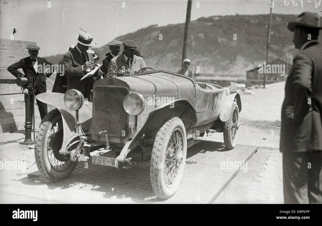 Carreras de coches y motocicletas (2 de 6) Fondo Auto Kutxa Fototeka Stockfoto