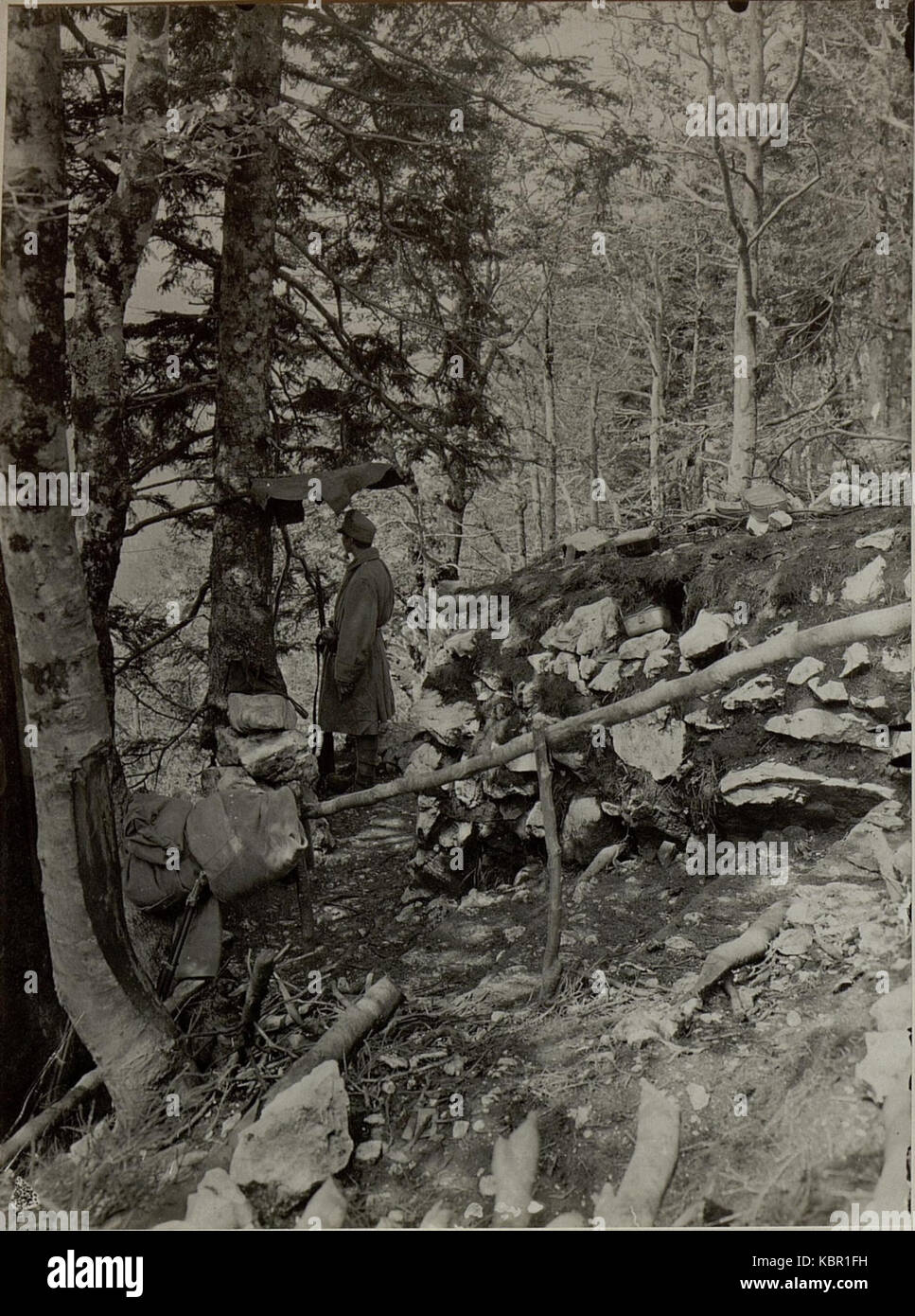 Dieses Foto vom 27. Juli 1916 zeigt die Position in Javorcek am Osthang während des Ersten Weltkriegs und zeigt die militärischen Strategien des 10. Armeekommandos während der Schlacht. Stockfoto