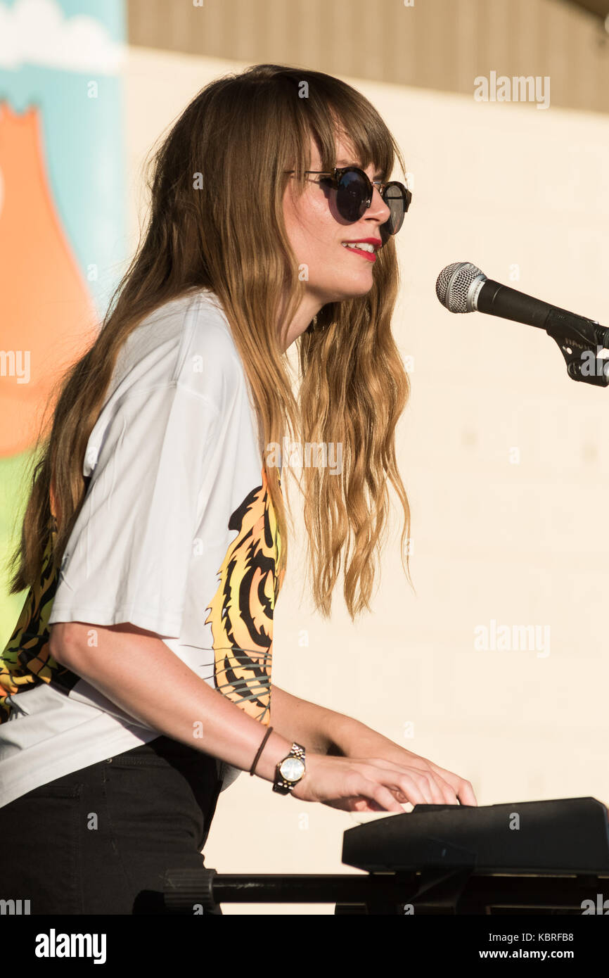 Musikalische Leistung zu Chillen am Hill Festival in Humboldt Park in der Bayview Nachbarschaft. Stockfoto