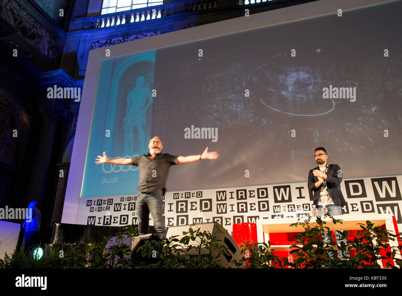 Florenz, Italien. 30 September, 2017. Liam Cunningham, der Schauspieler, der interpretiert Ser Davos in der TV-Serie "Das Spiel der Throne", bei Wired nächste Fest 2017 in den Salone dei Cinquecento" des Palazzo Vecchio in Florenz, Italien, interviewt. Credit: Mario Carovani/Alamy Leben Nachrichten. Stockfoto