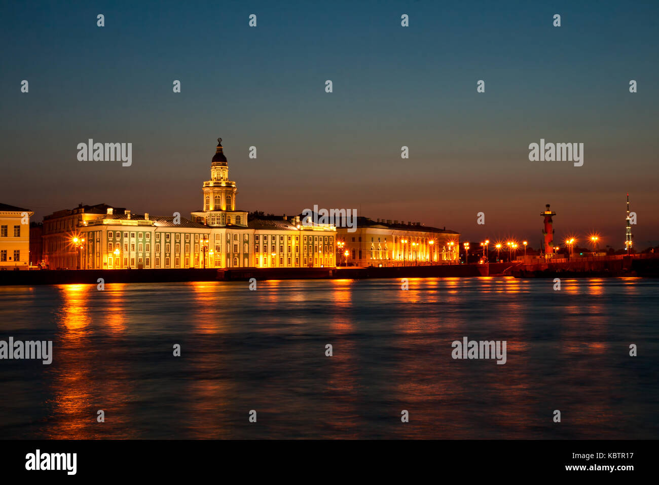 Weiße Nacht in St.-Petersburg, Stadt, Landschaft Stockfoto