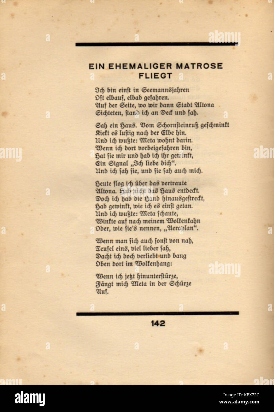 „Flugzeuggedanken“ von Ringelnatz ist eine Sammlung von Schriften oder Gedanken über die Luftfahrt, die möglicherweise mit den Anfängen des Fluges oder der Kultur der Luftfahrt im 20. Jahrhundert in Verbindung gebracht werden. Der Titel legt den Schwerpunkt auf persönliche Reflexionen oder humorvolle Vorstellungen über die Luftfahrt. Stockfoto