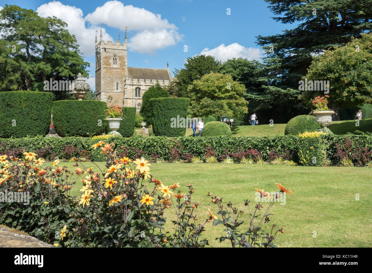 Gärten im englischen Herrenhaus, Belton House Stockfoto