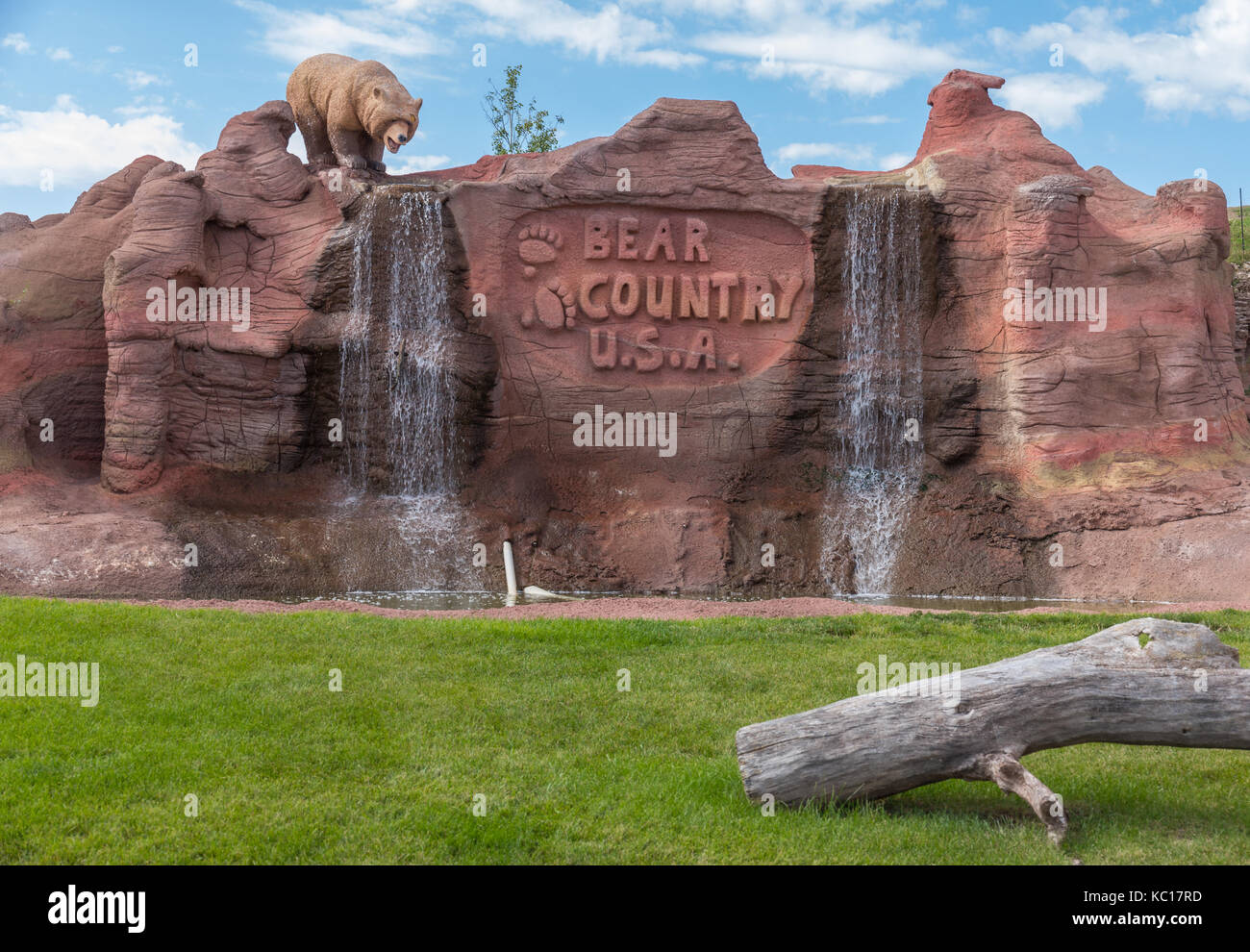 Eingang für Bear Country USA. Ein Unternehmen, das zur Schau stellt zahlreiche Tiere in South Dakota, USA. Stockfoto