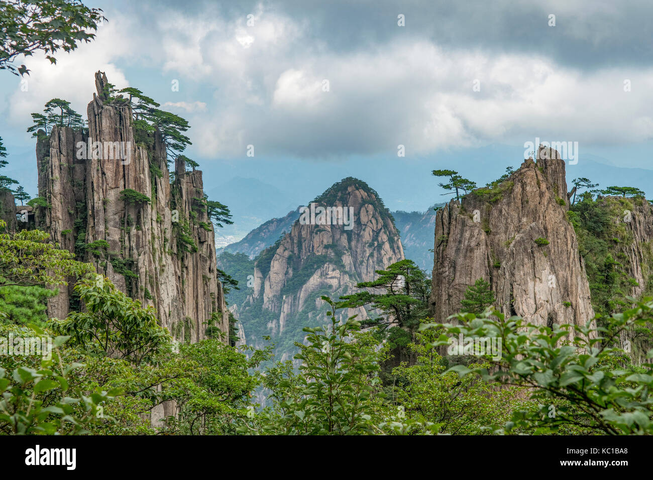 Blick von beginnen, Peak, Yellow Mountain, huangshan, China zu glauben Stockfoto