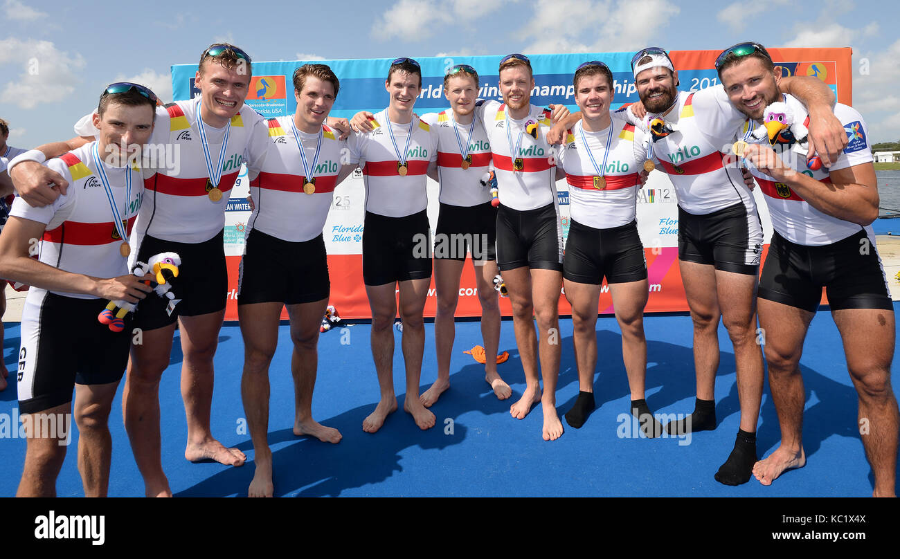 Sarasota, USA. 1. Okt 2017. Die Mitglieder von Team Deutschland jubeln nach dem Gewinn der mens acht Wettbewerb während der World Rowing Championships 2017 in Sarasota, USA, 1. Oktober 2017. Credit: Detlev Seyb/dpa/Alamy leben Nachrichten Stockfoto