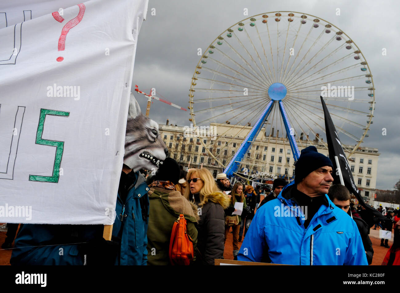 Tausende protestieren gegen Wölfe töten in Lyon, Frankreich Stockfoto