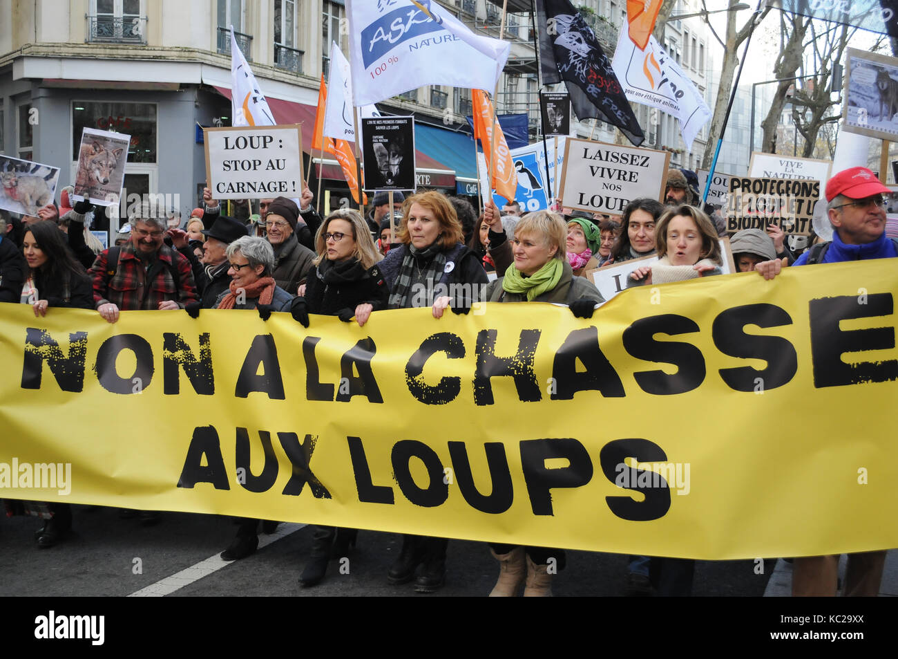 Tausende protestieren gegen Wölfe töten in Lyon, Frankreich Stockfoto