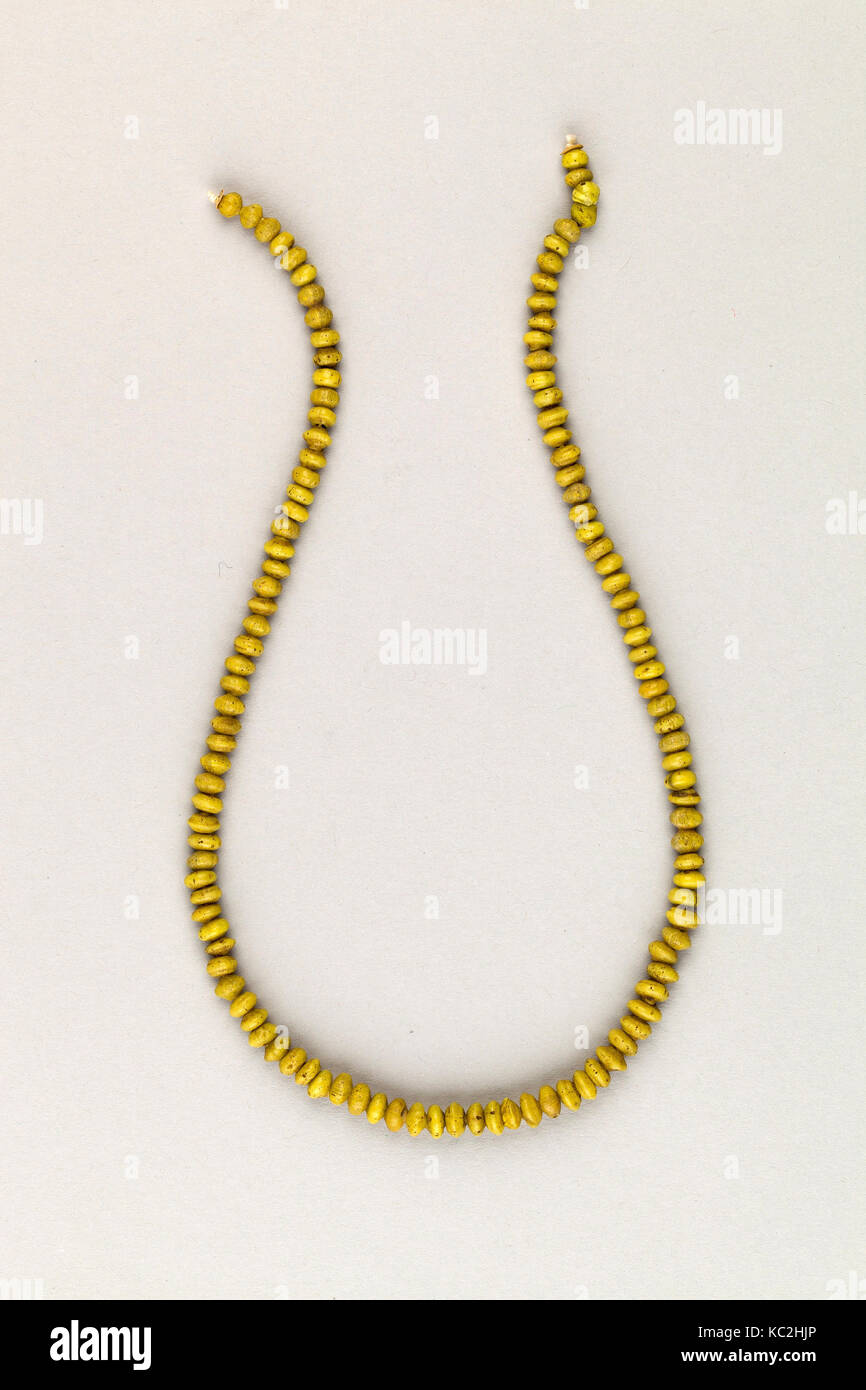 String von 115 discoid ridged Perlen, 304 v. Chr. - A.D. 364 Stockfoto