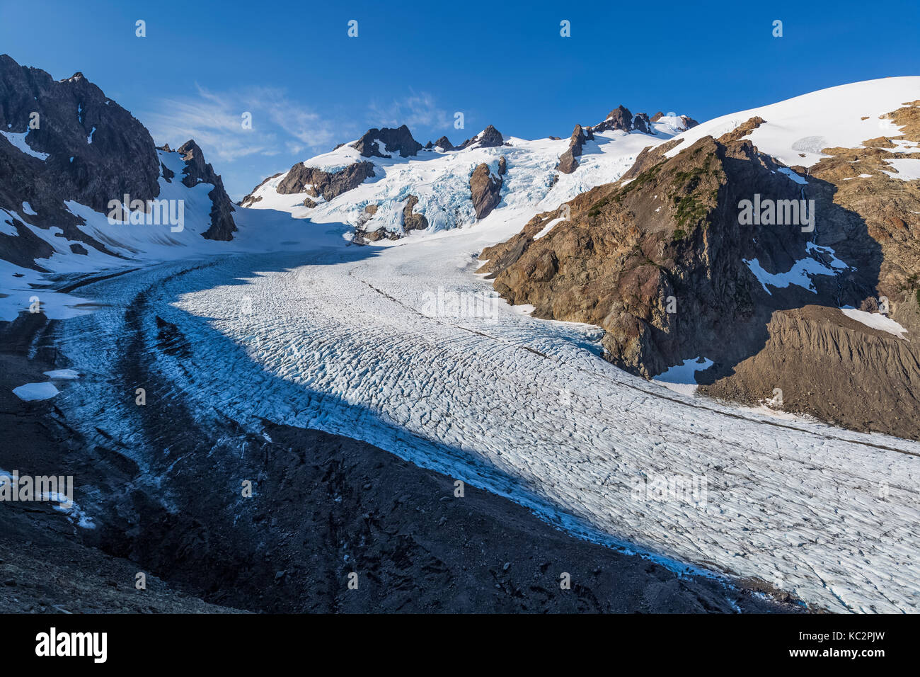 Blaue Gletscher und den Olymp in der dramatischen Einstellung am Ende der Hoh River Trail in Olympic National Park, Washington State, USA Stockfoto
