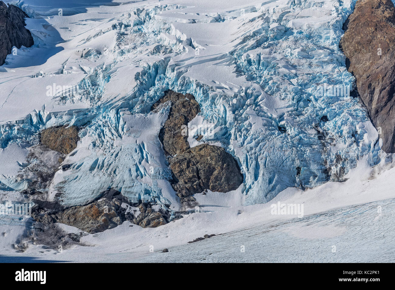 Gletscherspalten und Eis fällt der Blauen Gletscher und den Olymp in der dramatischen Einstellung am Ende der Hoh River Trail in Olympic National Park, Washingt Stockfoto