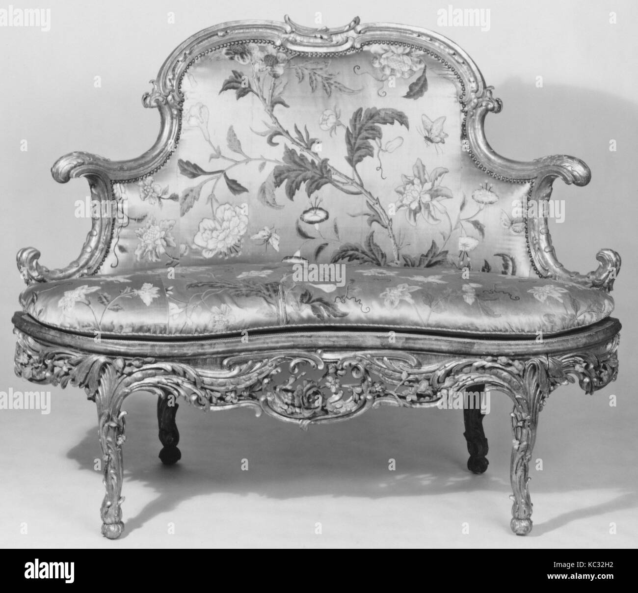 Polsterung für ein Sofa, Ca. 1763 - 64, Deutsch, Würzburg, Seide, lackiert, b: 57 3/4 x 23 1/2, Textiles-Painted Stockfoto