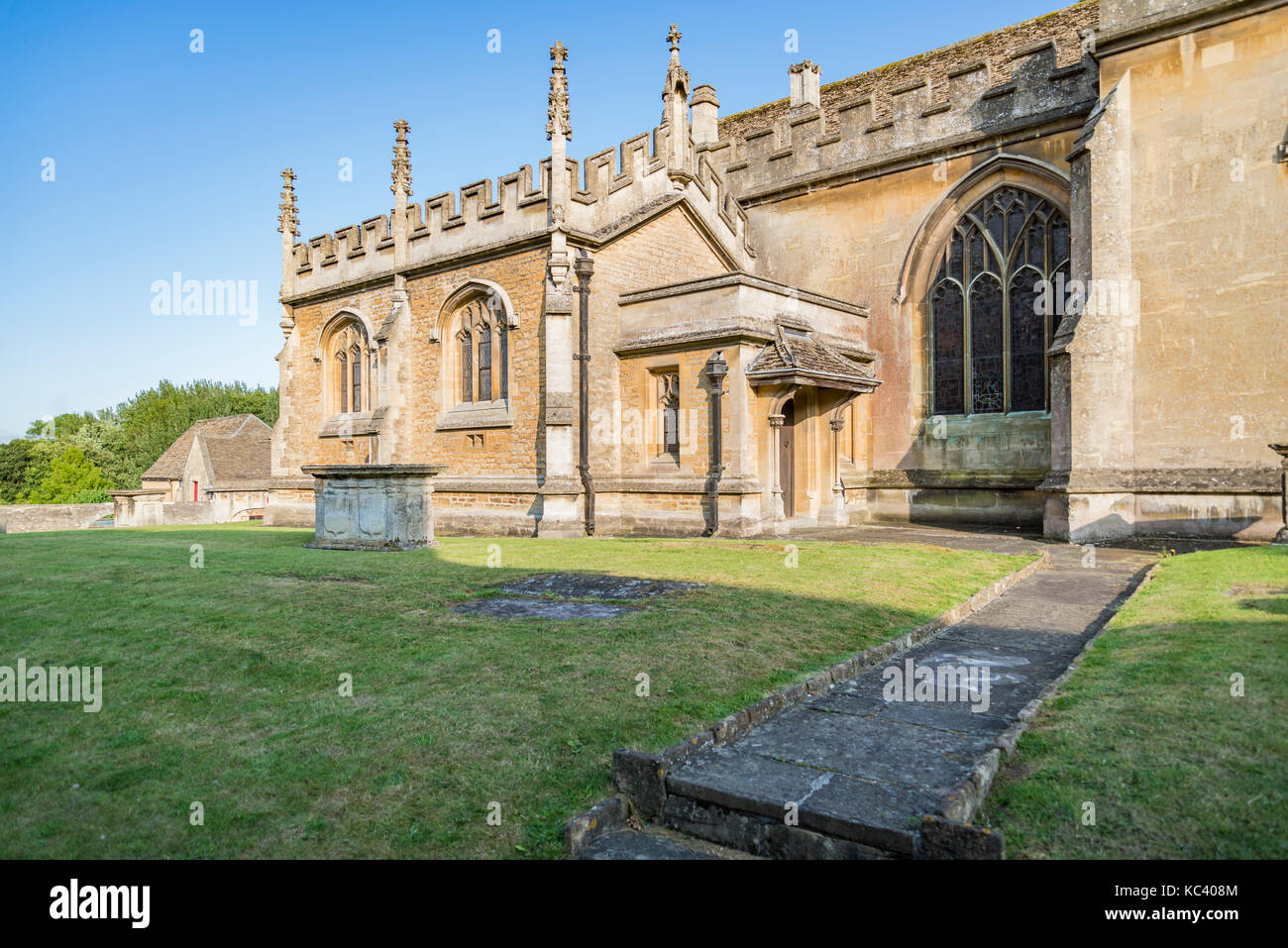 Die alte St. Andrews Kirche in Chippenham, Wiltshire, England Großbritannien Stockfoto