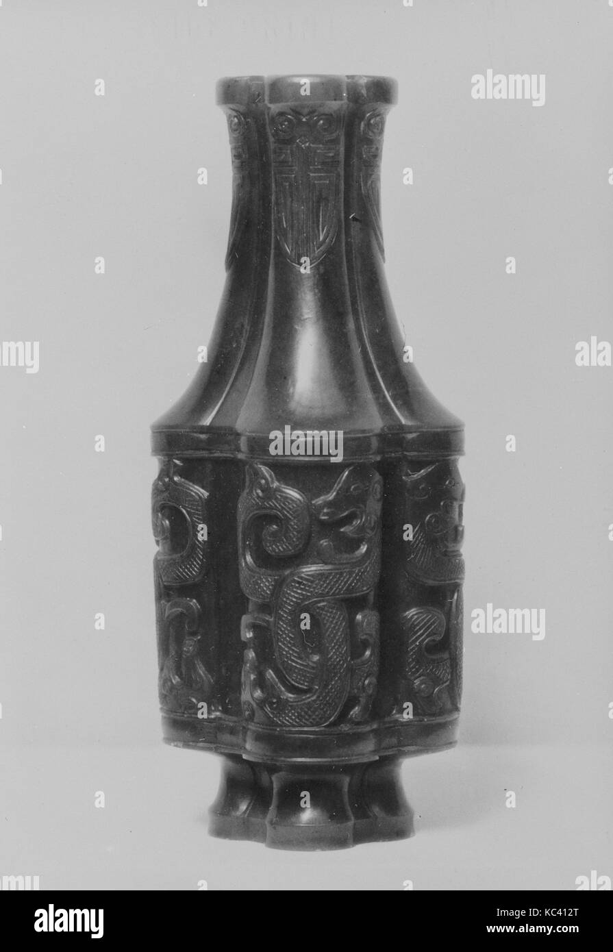 Vase, 18. Jahrhundert, China, Nephrit, H.4 1/4 in. (10,8 cm), Jade Stockfoto