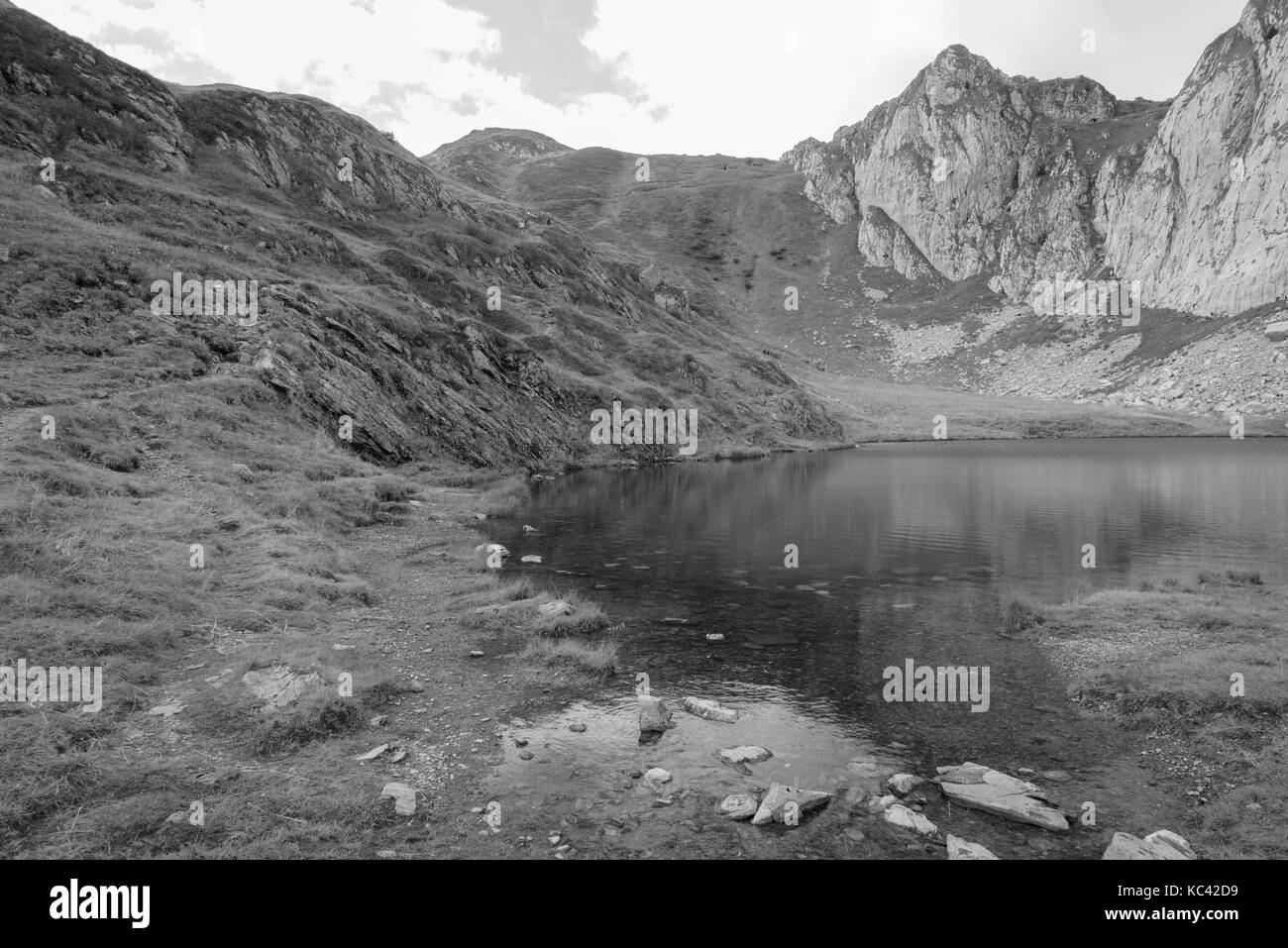 See in den Bergen Stockfoto