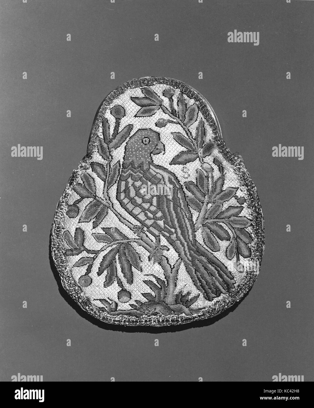 Geldbeutel, im ersten Quartal des 18. Jahrhunderts, Britischen, Siebdruck auf Leinwand, H.4 3/4 x W. 4 Zoll (12,1 x 10,2 cm), Textiles-Embroidered Stockfoto