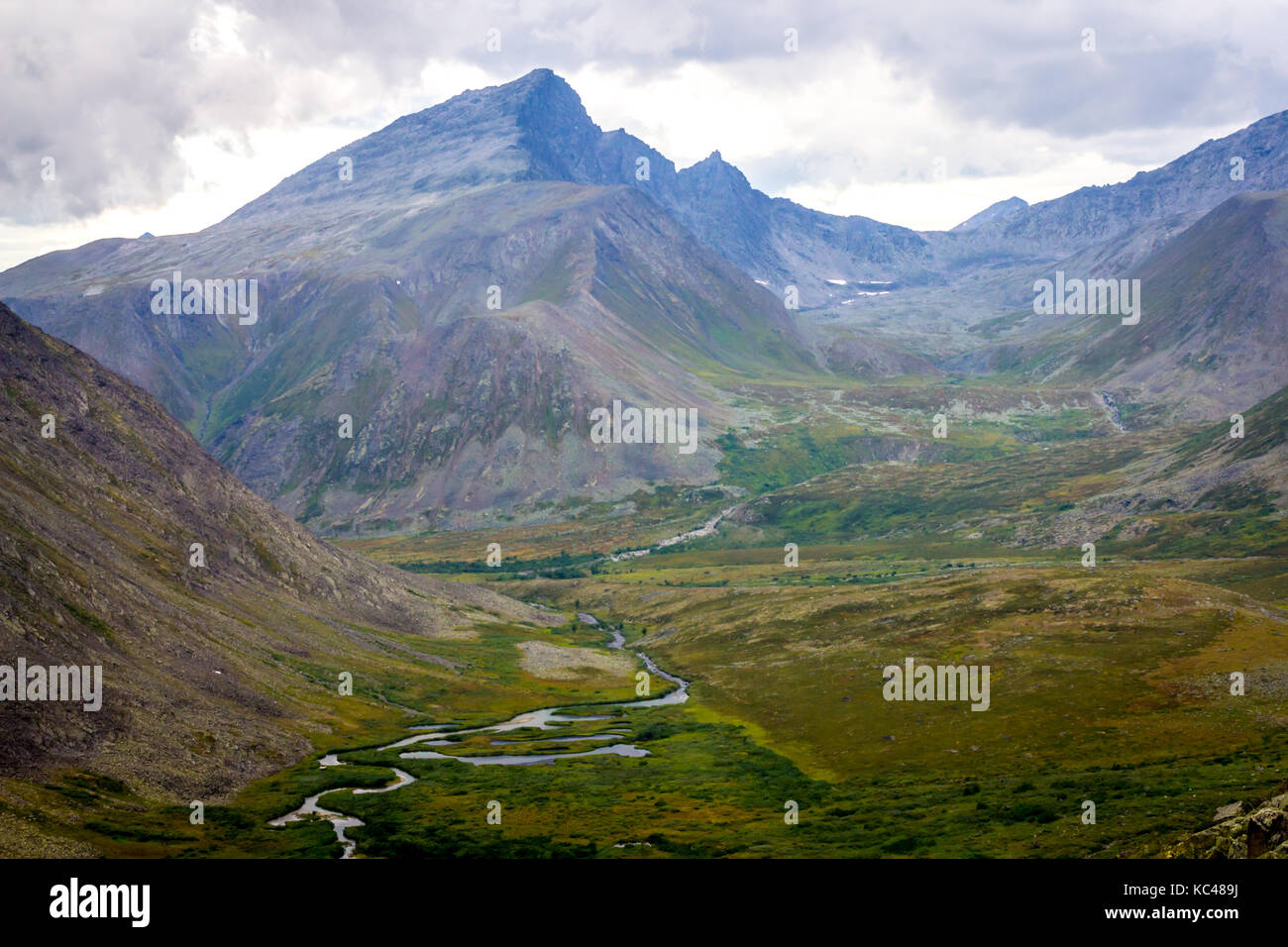 Die Subpolaren Ural mit Blick auf die Berge. Wandern. August 2017 Stockfoto