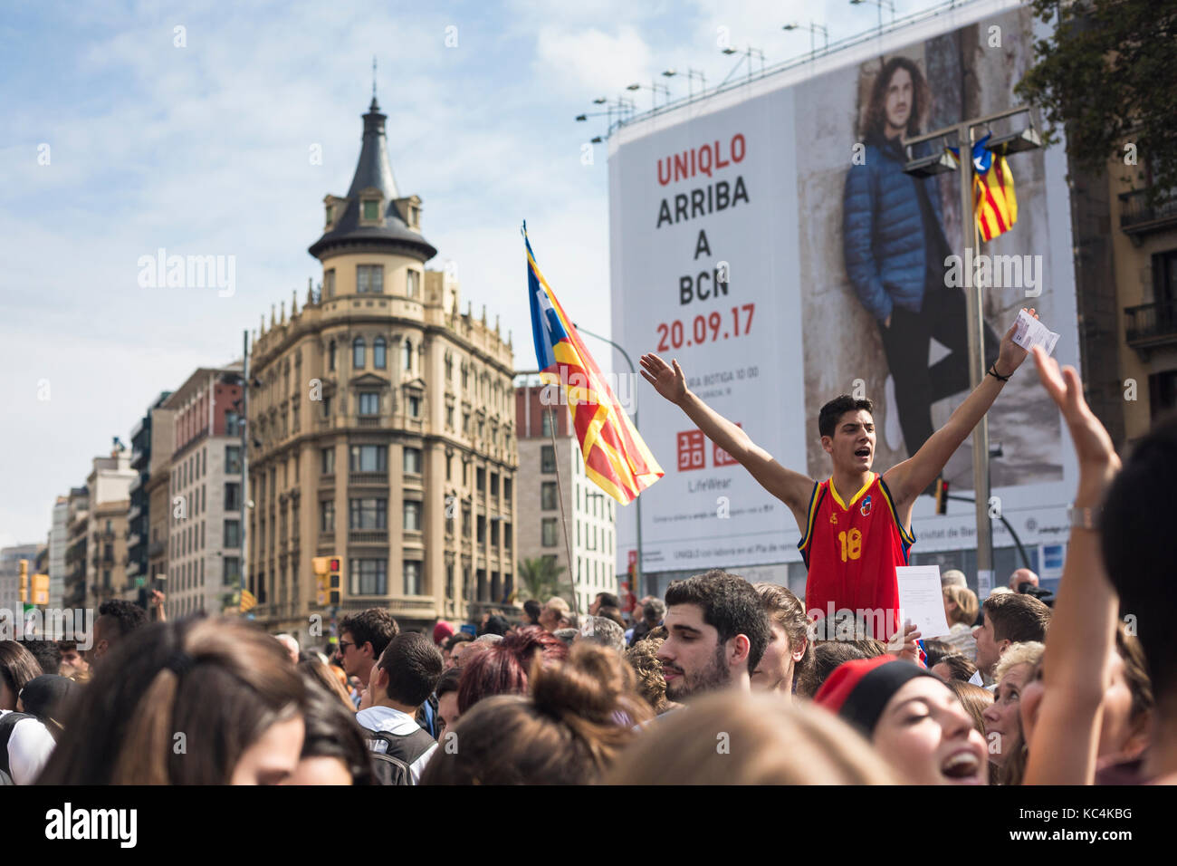 Barcelona, Spanien. 2. Okt 2017. Katalonien Referendum. Nationalistische Menschen protestieren gegen die spanische Regierung in Barcelona am 2. Oktober 2017 Baglietto/Alamy Live News Credit: David Ortega Baglietto/Alamy leben Nachrichten Stockfoto