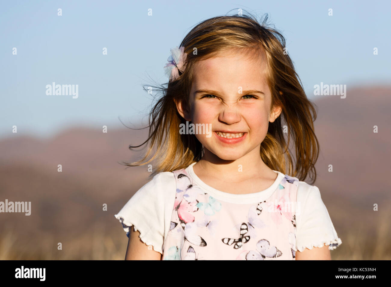 Mädchen, 4 Jahre, Porträt, Namibia Stockfoto