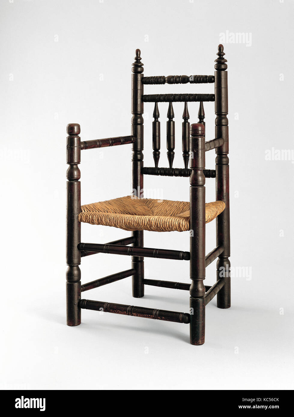 Spindel-zurück-Sessel, 1660-1700, in New England, USA, US-amerikanischen, Ahorn, Ahorn, Esche, 41 3/4 x 23 x 18 in Stockfoto