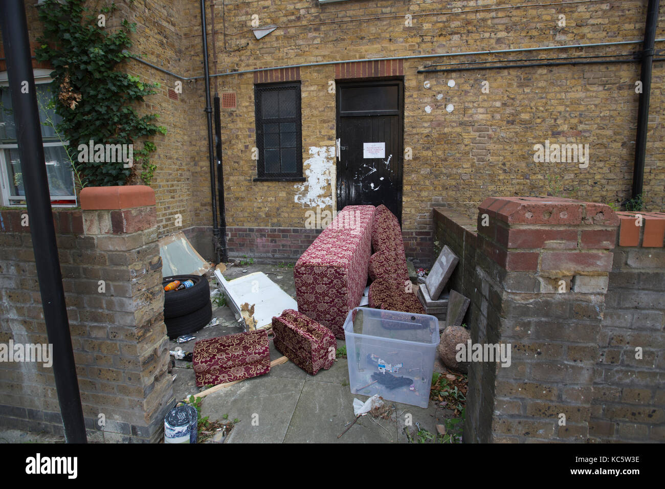 Schuttplatz auf Wohnimmobilien, Marylebone, London, UK Stockfoto