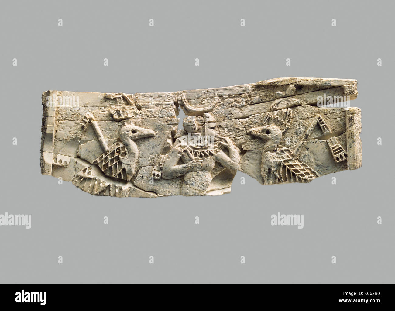 Cloisonne Möbel Tafeln mit dem Horuskind und Geier, Ca. 8. - 7. Jahrhundert v. Chr. Stockfoto