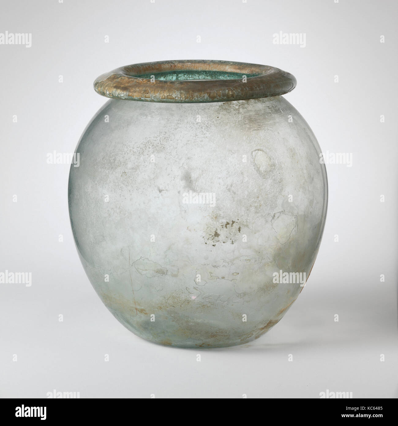 Glas cinerary urn (olla), Mitte-1.-Mitte des zweiten Jahrhunderts A.D Stockfoto