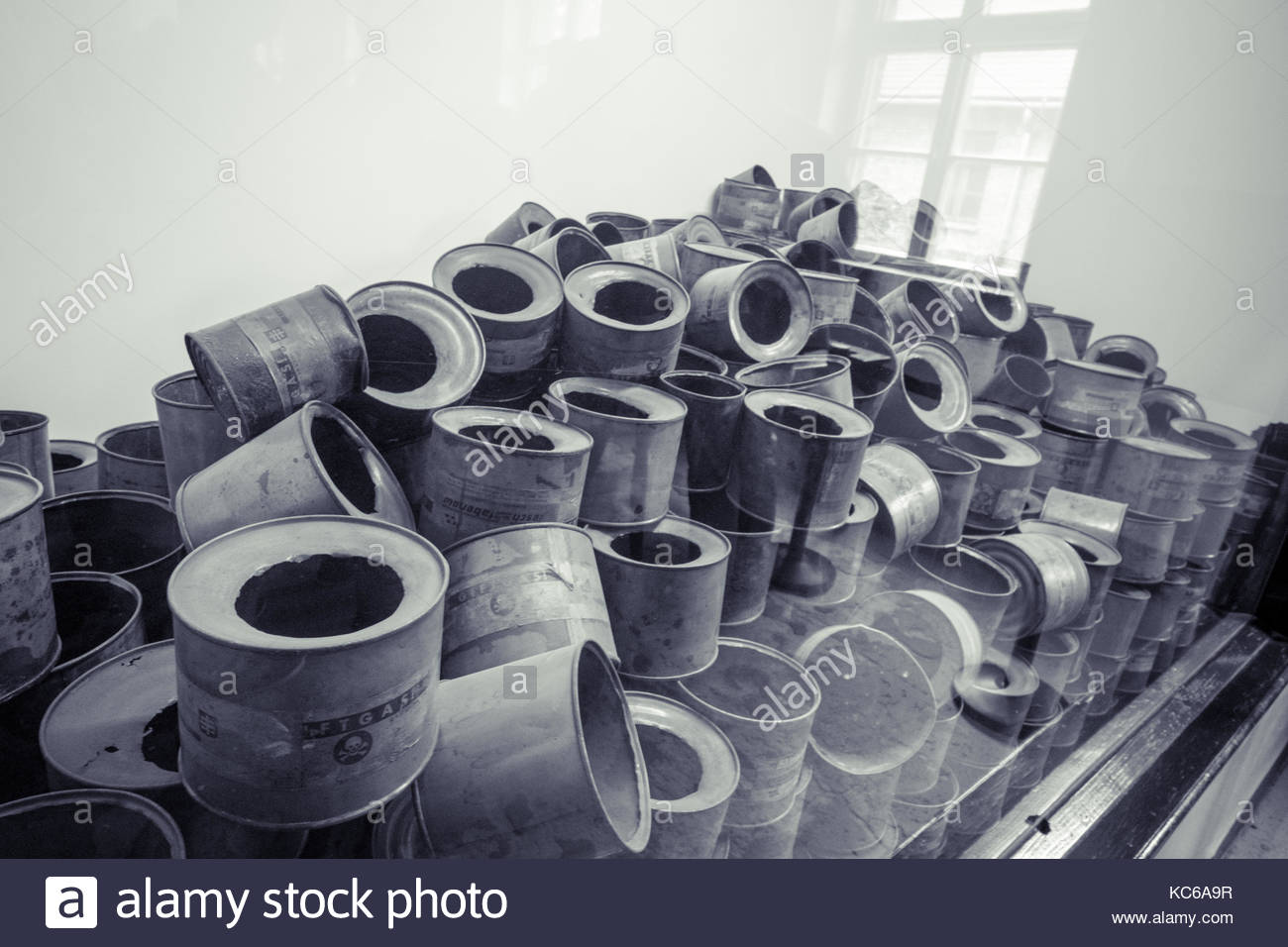 Zyklon B Stockfotos & Zyklon B Bilder - Alamy