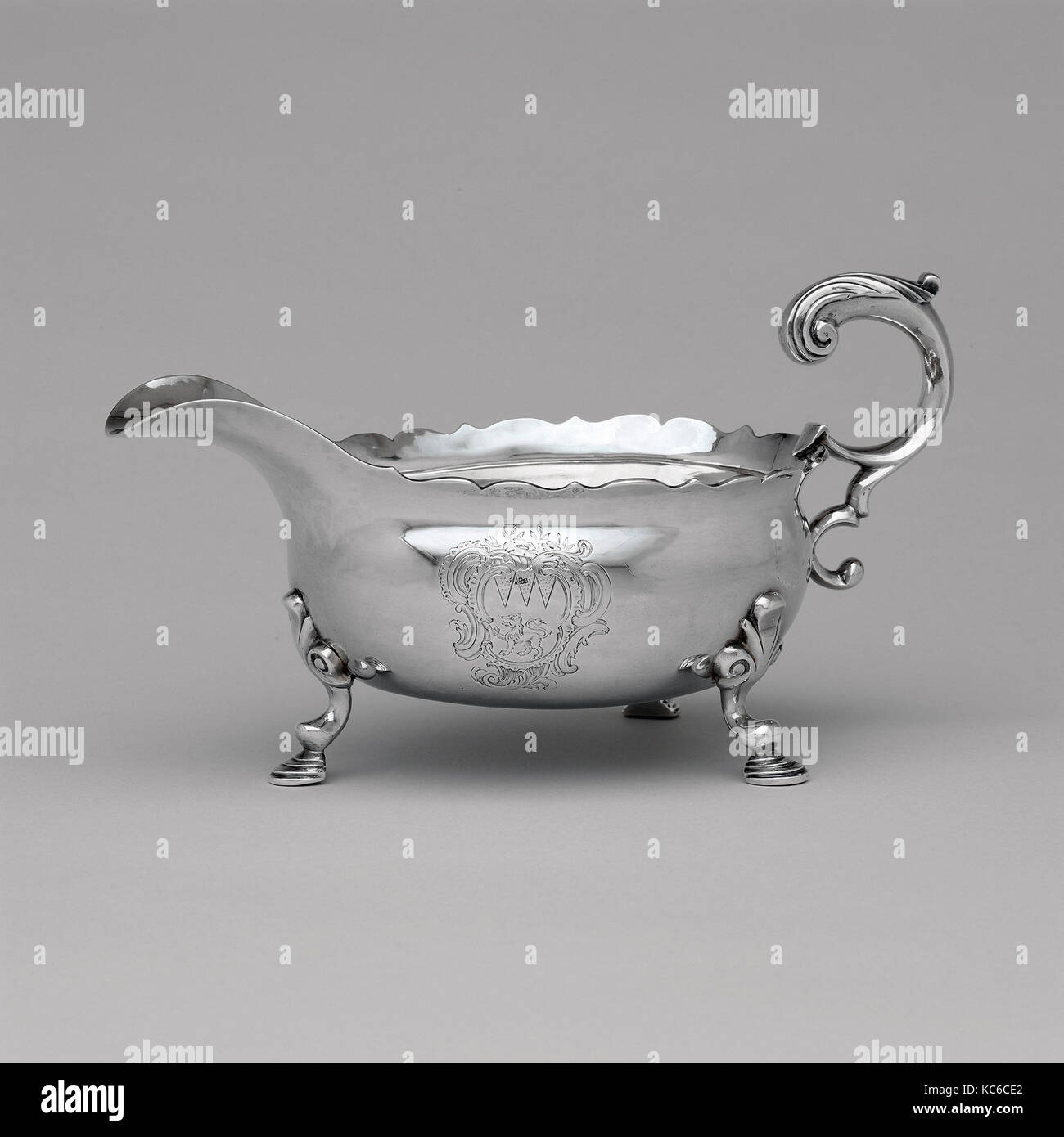 Sauceboat, 1750-55, in Philadelphia, Pennsylvania, USA, US-amerikanischen, Silber, 4 3/16 x 7 7/8 x 4 1/16 in. (10,6 x 20 Stockfoto