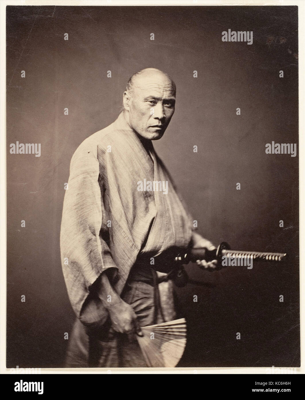 Samurai, Yokohama, 1864-65, Eiweiß silber Drucken aus Glas negative, Bild: 17,9 x 14,6 cm (7 1/16 x 5 3/4 in.), Fotografien Stockfoto