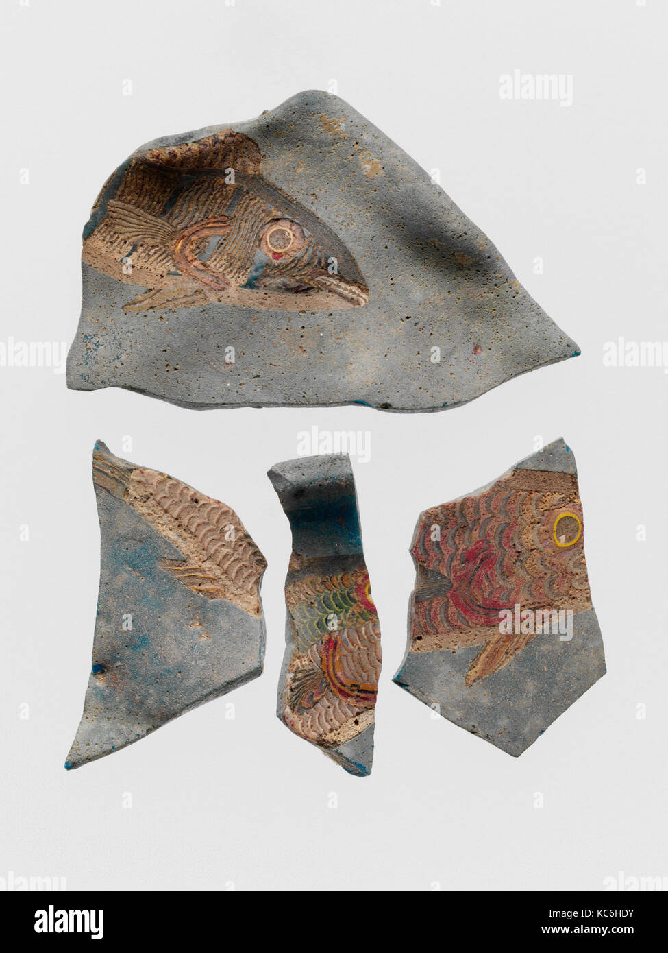 Glas Bruchstücke der Schüssel mit Mosaik Fische eingerichtet, 1.-3. Jahrhundert A.D Stockfoto