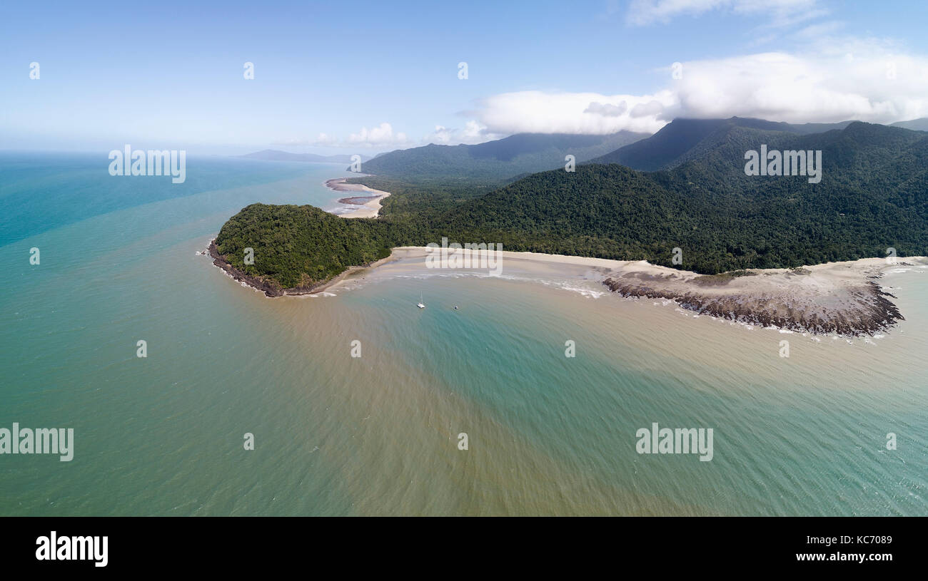 Australien, Queensland, blauen Himmel über coralline Stockfoto