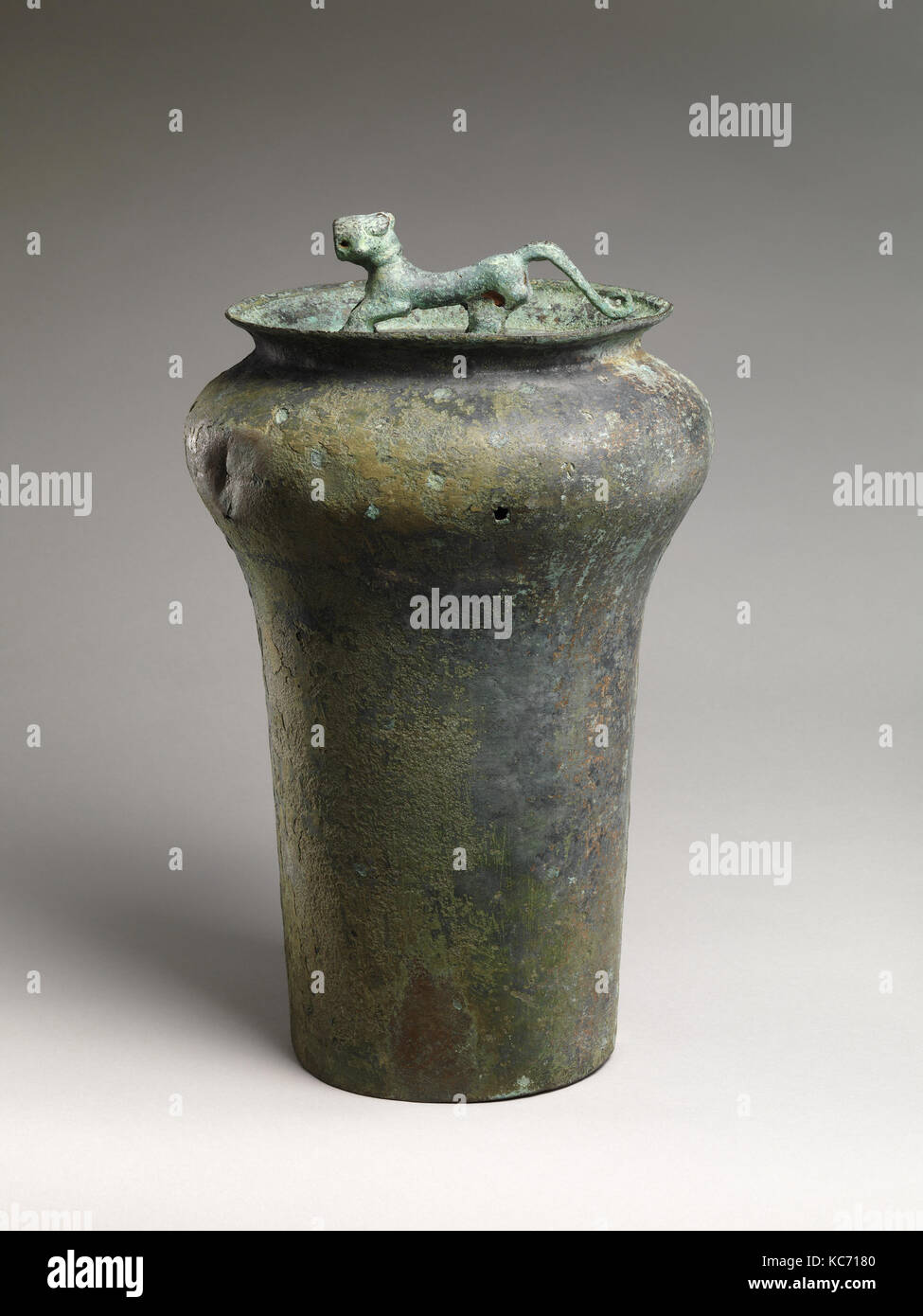Bell, der Westlichen Han-Dynastie (206 v. Chr. - A.D. 9), China, Bronze, H., 20. (50,8 cm); W. 12. (30,5 cm), Metall Stockfoto