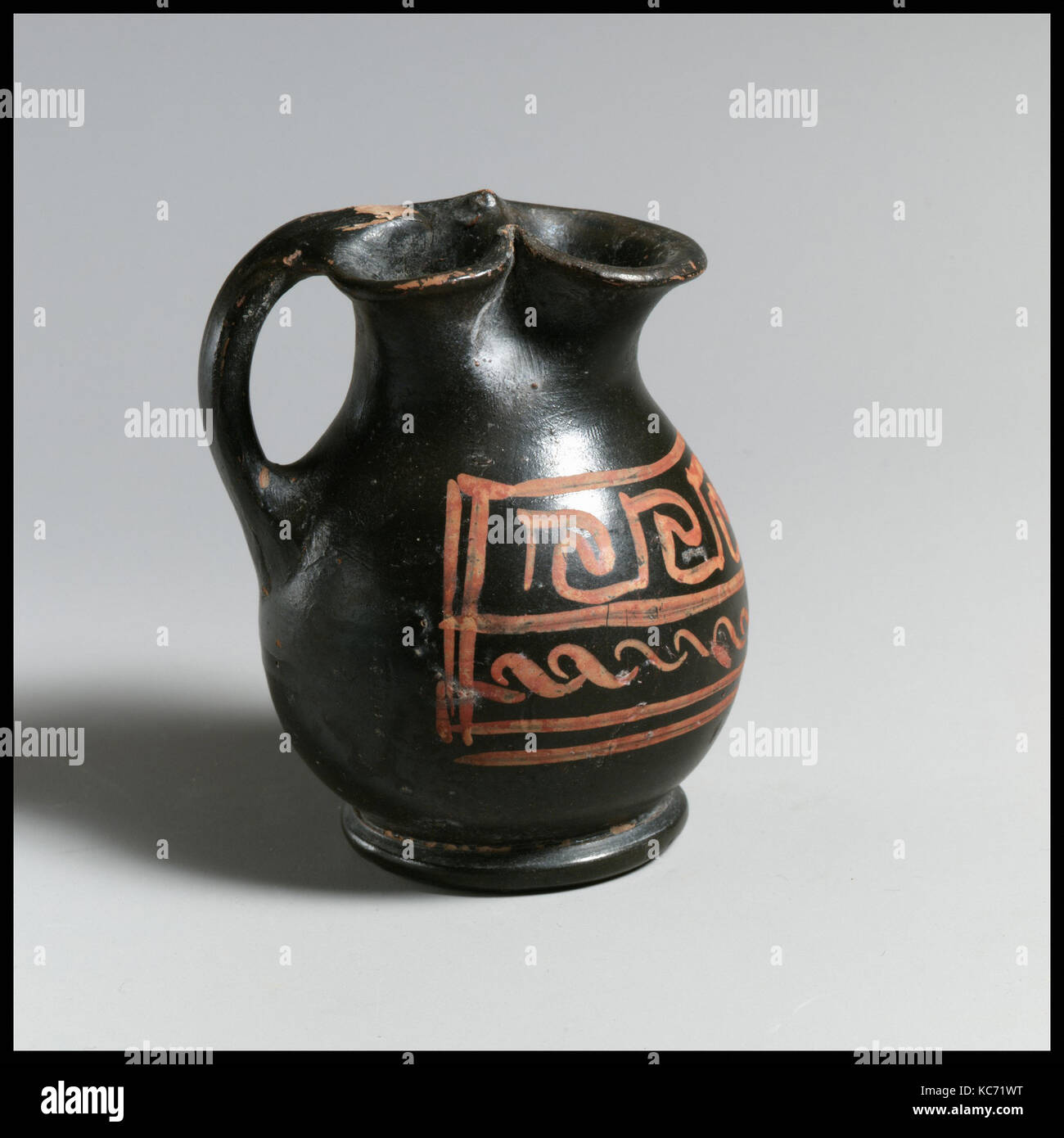Oinochoe, späten Klassik, 4.Jahrhundert v. Chr., Griechisch, Italienisch, Apulien, Terrakotta, H 8,20 cm, Vasen Stockfoto