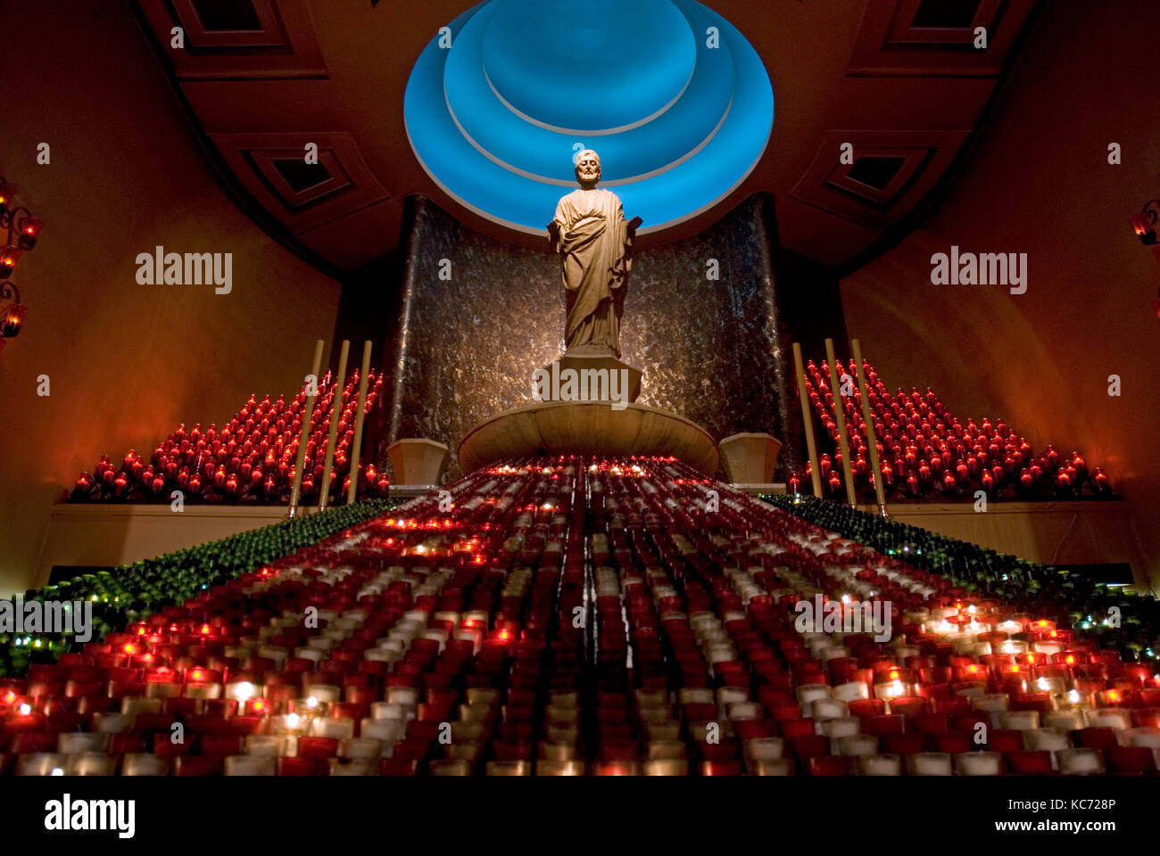 Innenraum der St.-Josephs Oratorium in Montreal Stockfoto