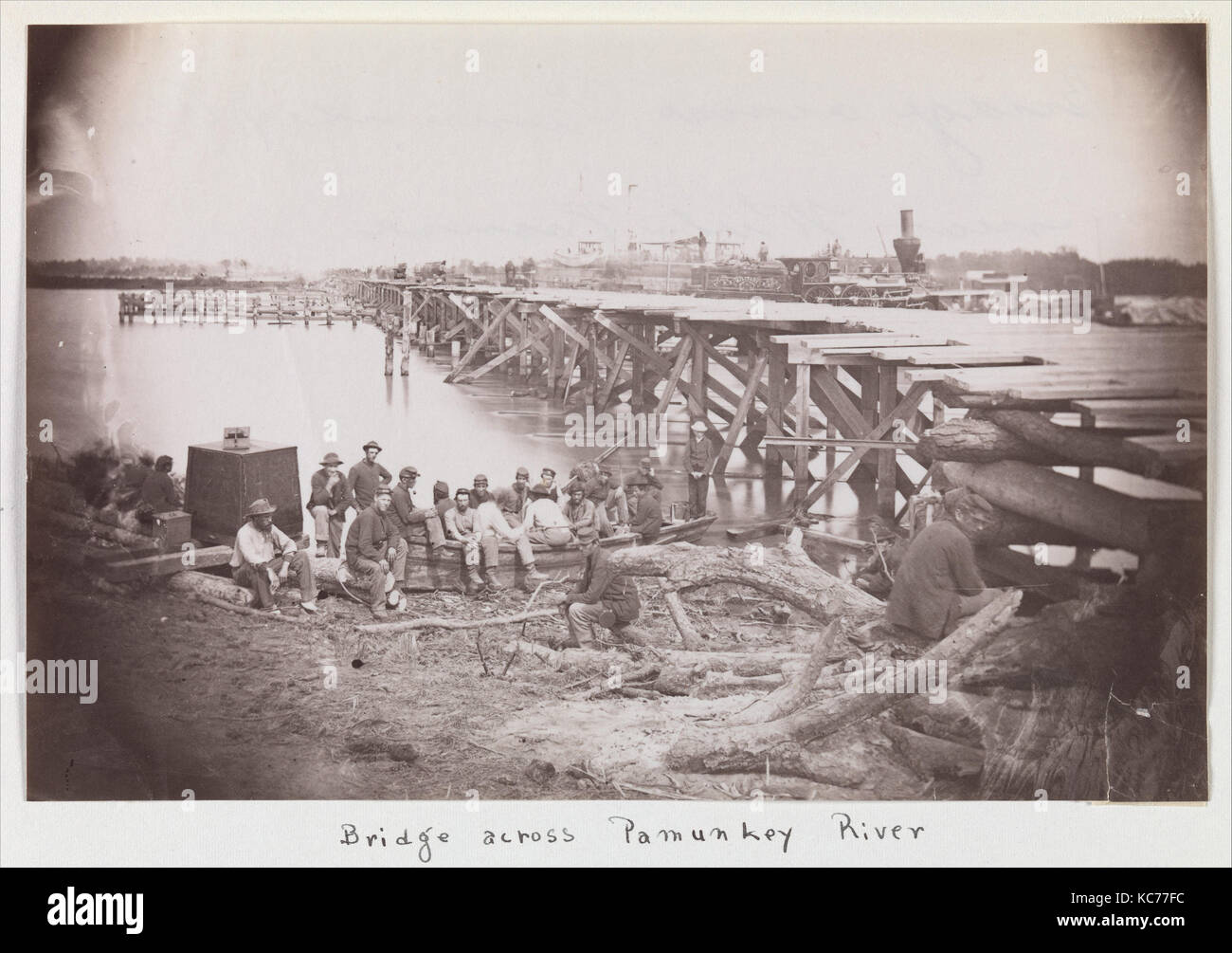 Brücke über Pamunkey River, in der Nähe von White House, Timothy H. O'Sullivan, 1861-65 Stockfoto