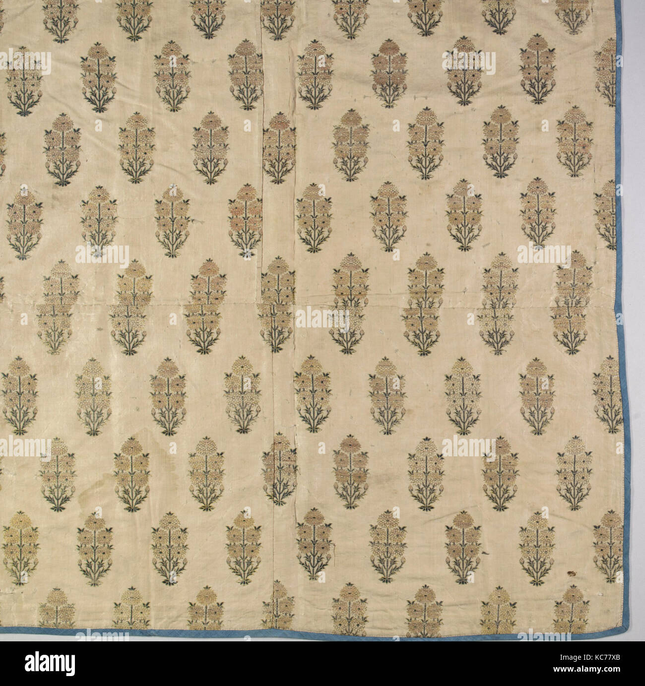 Brocade, 18. Jahrhundert, in den Iran, Seide, H.25 zugeschrieben. (63,5 cm), Textiles-Woven Stockfoto