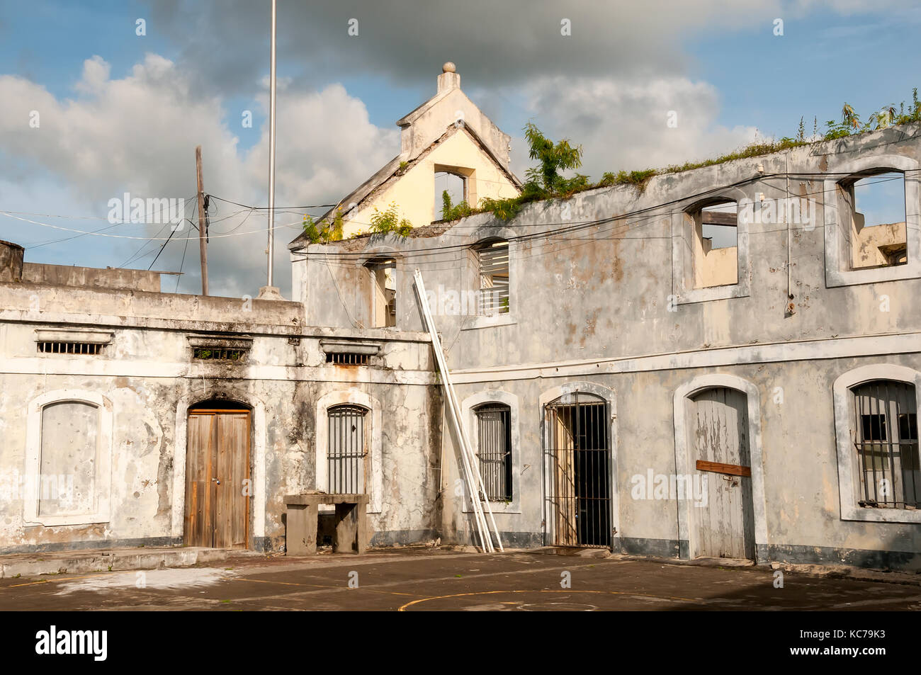 Innenraum des historischen Fort George 175 Fuß über dem hufeisenförmigen Hafen von St. George's Grenada Stockfoto