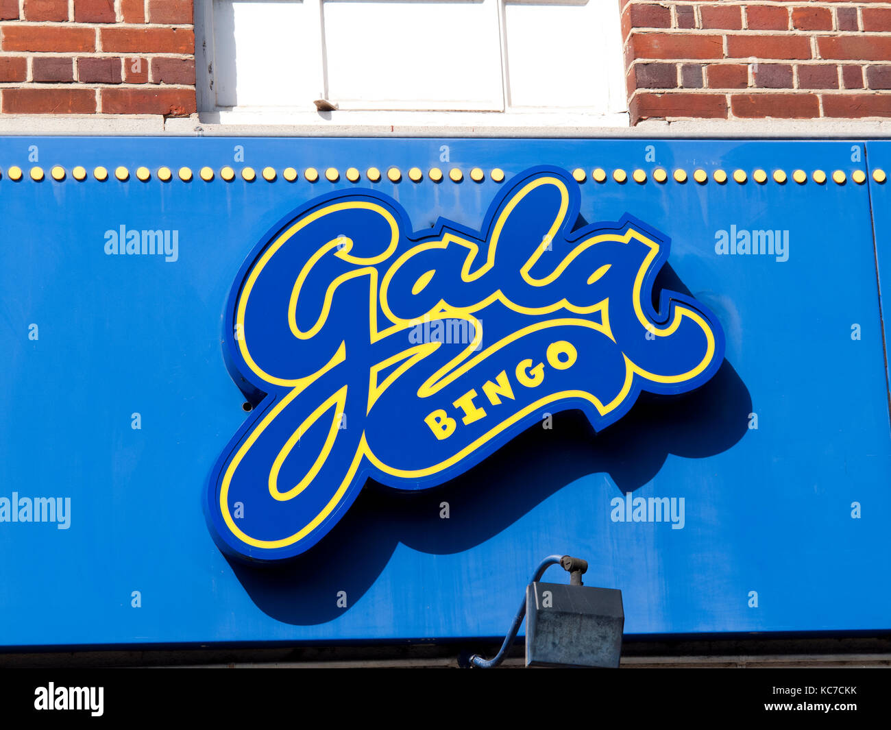 Gala Bingo Schild über Räumlichkeiten, betreibt 137 Vereine im gesamten Vereinigten Königreich Stockfoto