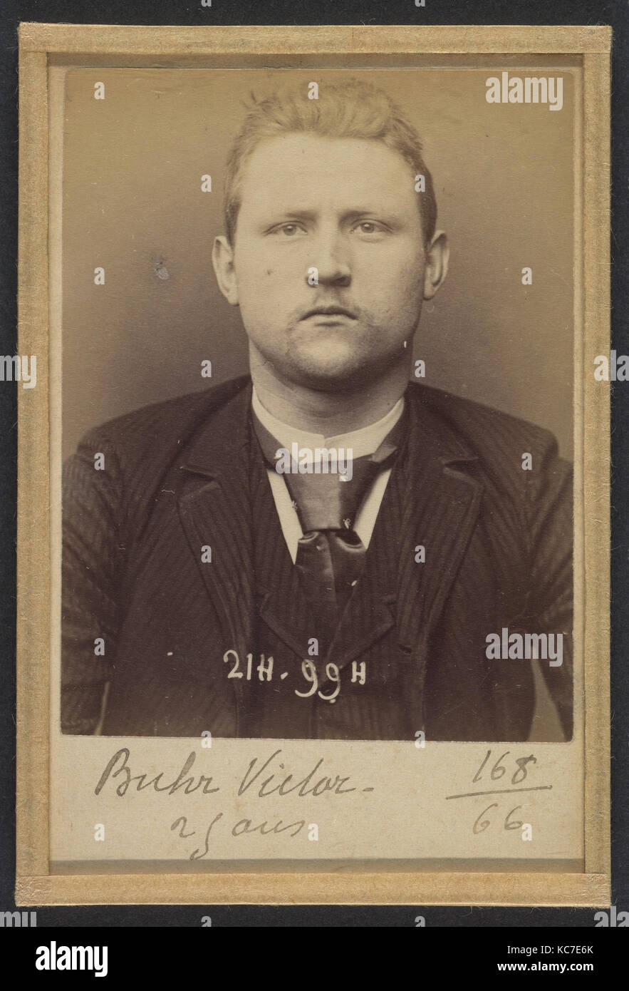 Buhr. Victor. 25 ans, né à-Köln (Allemagne). Peintre décorateur. Anarchiste. 2/3/94., Alphonse Bertillon, 1894 Stockfoto