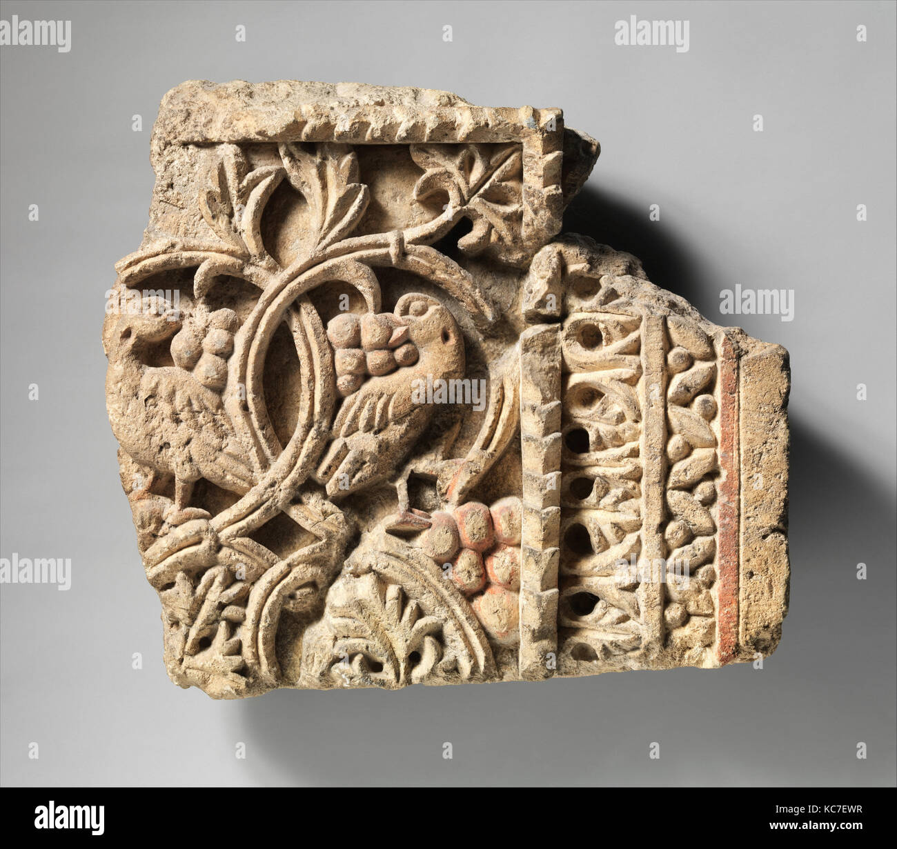 Fragment eines beidseitigen Heiligtum Bildschirm, 5.-6. Stockfoto