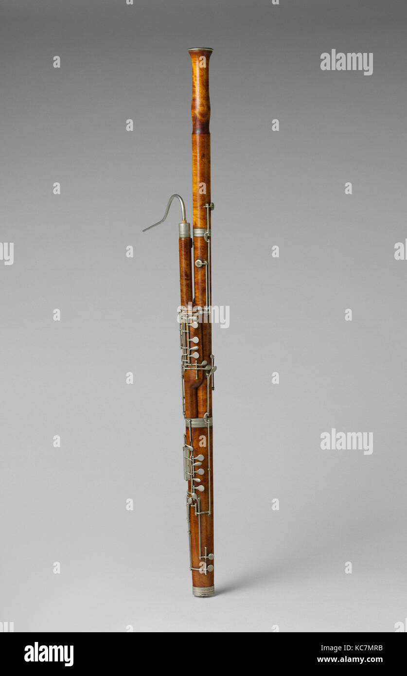 Fagott, 1881, Neapel, Italien, Italienisch, Ahorn, Neusilber, Gesamthöhe: 51 cm. (131,5 cm); Externe Abmessungen der Box Stockfoto