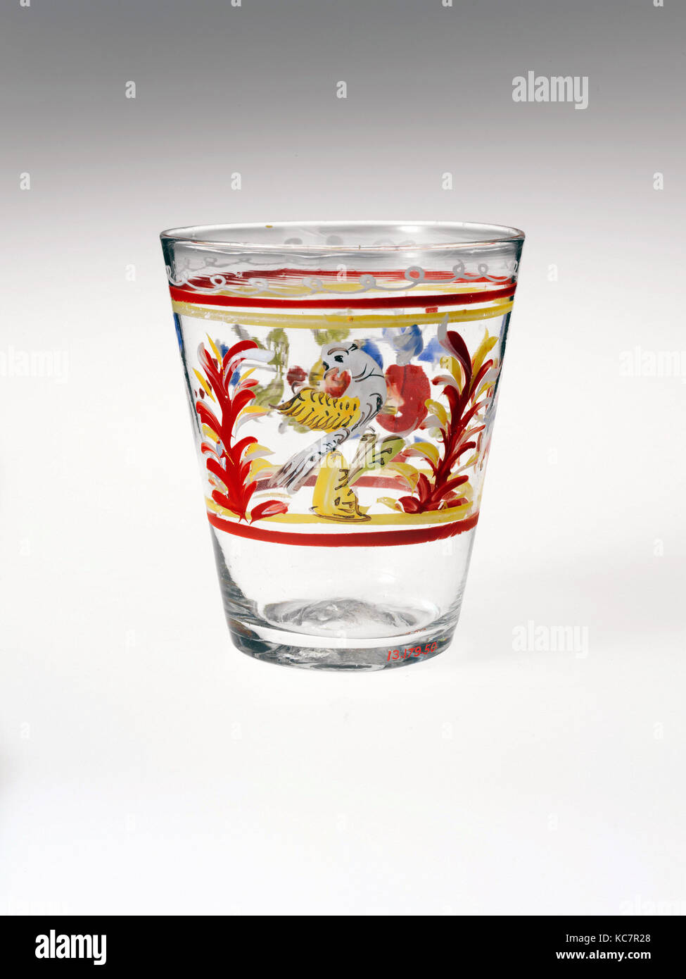 Kippschalter, 18. Jahrhundert, in Böhmen, Tschechien, bleifreies Glas mit Emaille Deko, H.4. (10,2 cm), Glas Stockfoto