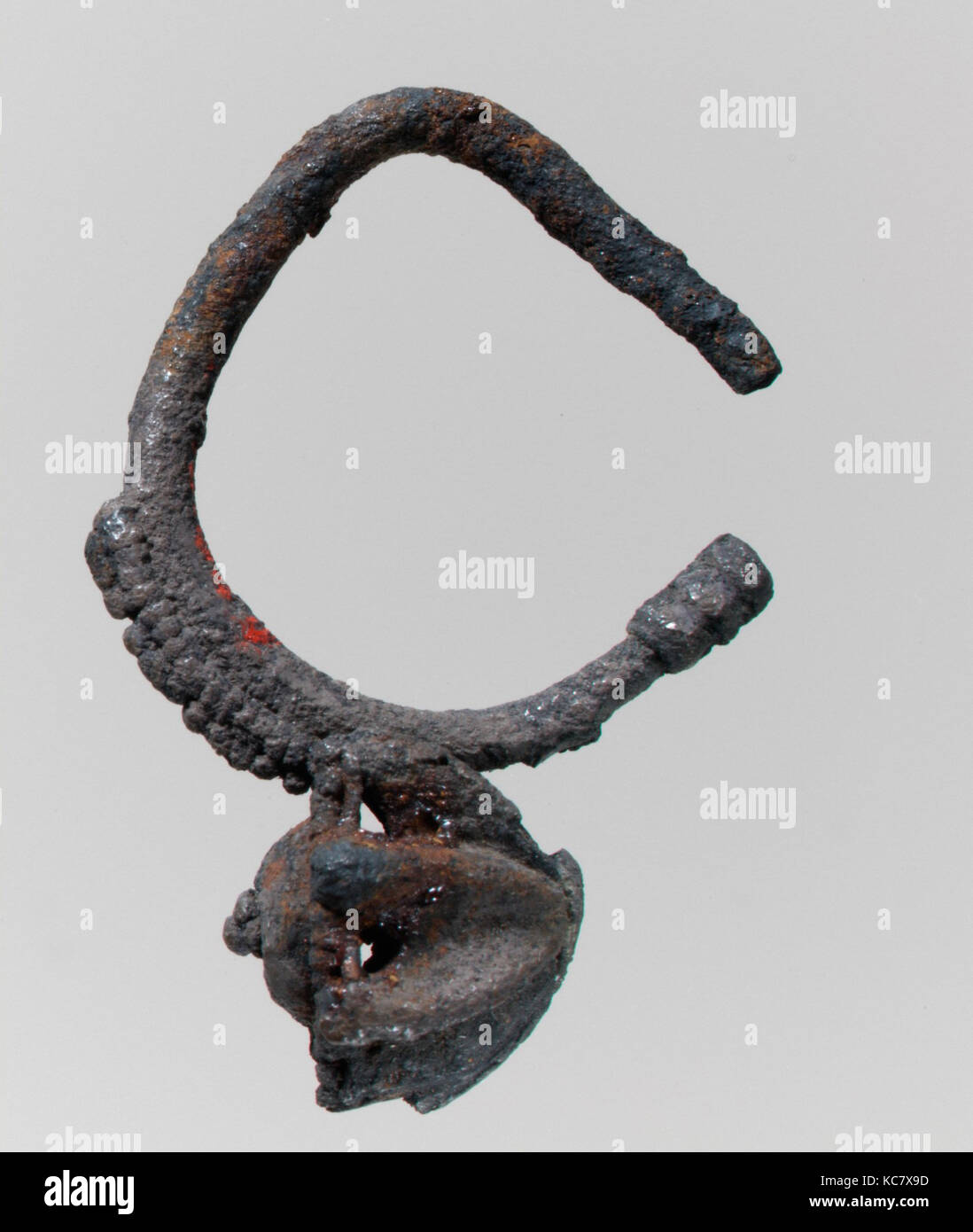 Ohrringe, frühes Mittelalter, 6. Jahrhundert (?), Römische, Anhänger: Silber - Blatt; Kabel-Perlen; Granulation. Loop: Silber, Rod; Kabel Stockfoto